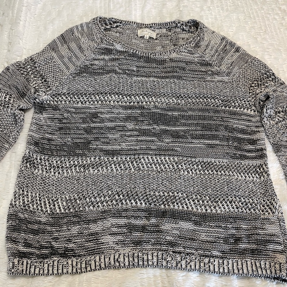 Lou & Grey knit black and white sweater size Large